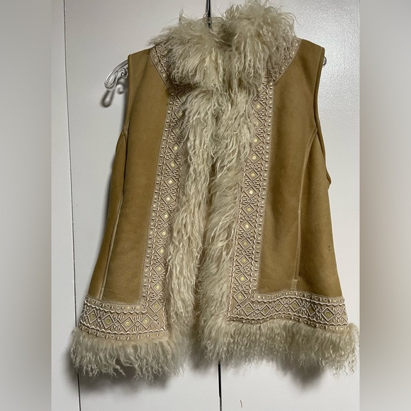 Tory Burch Jackets & Blazers - Tory Burch Tan Shearling Vest